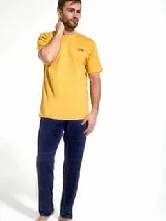 Стильная пижама из мягкого хлопка из футболки желтого цвета и брюк в крупную клетку Cornette MW119057MIX